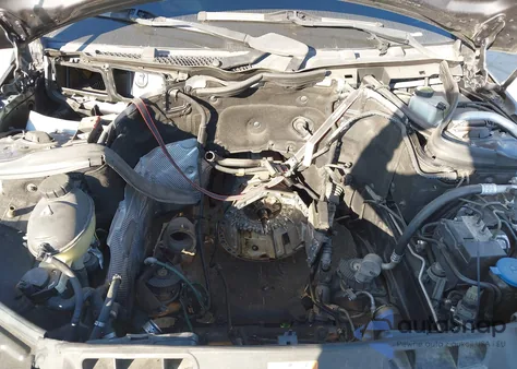 2013 Mercedes-Benz C 250 Sport из США, поврежденный, VIN WDDGF4HB4DR264632